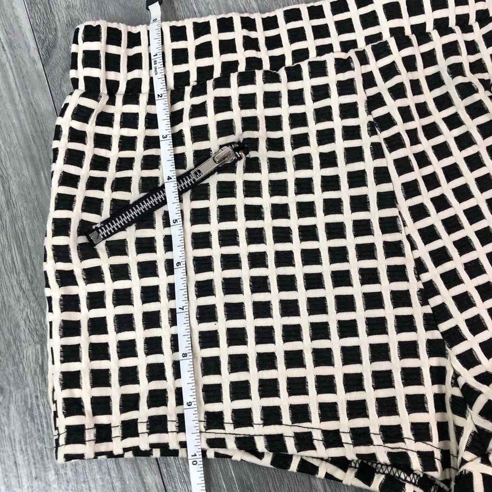 Windowpane pull-on shorts medium pockets - Picture 6 of 6